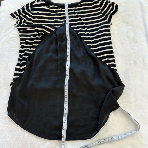 Bordeaux faux layered black and white stripe top size LG - Picture 5 of 6
